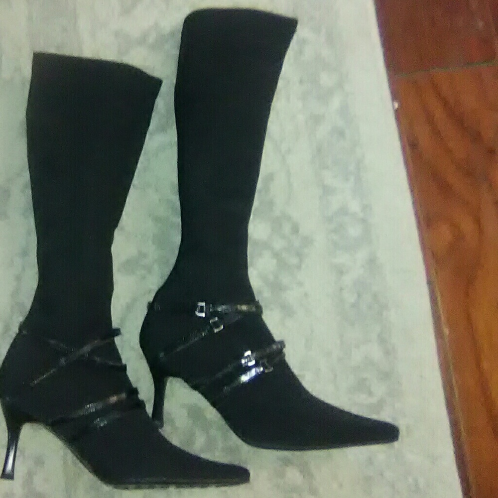 Knee high boots size 9